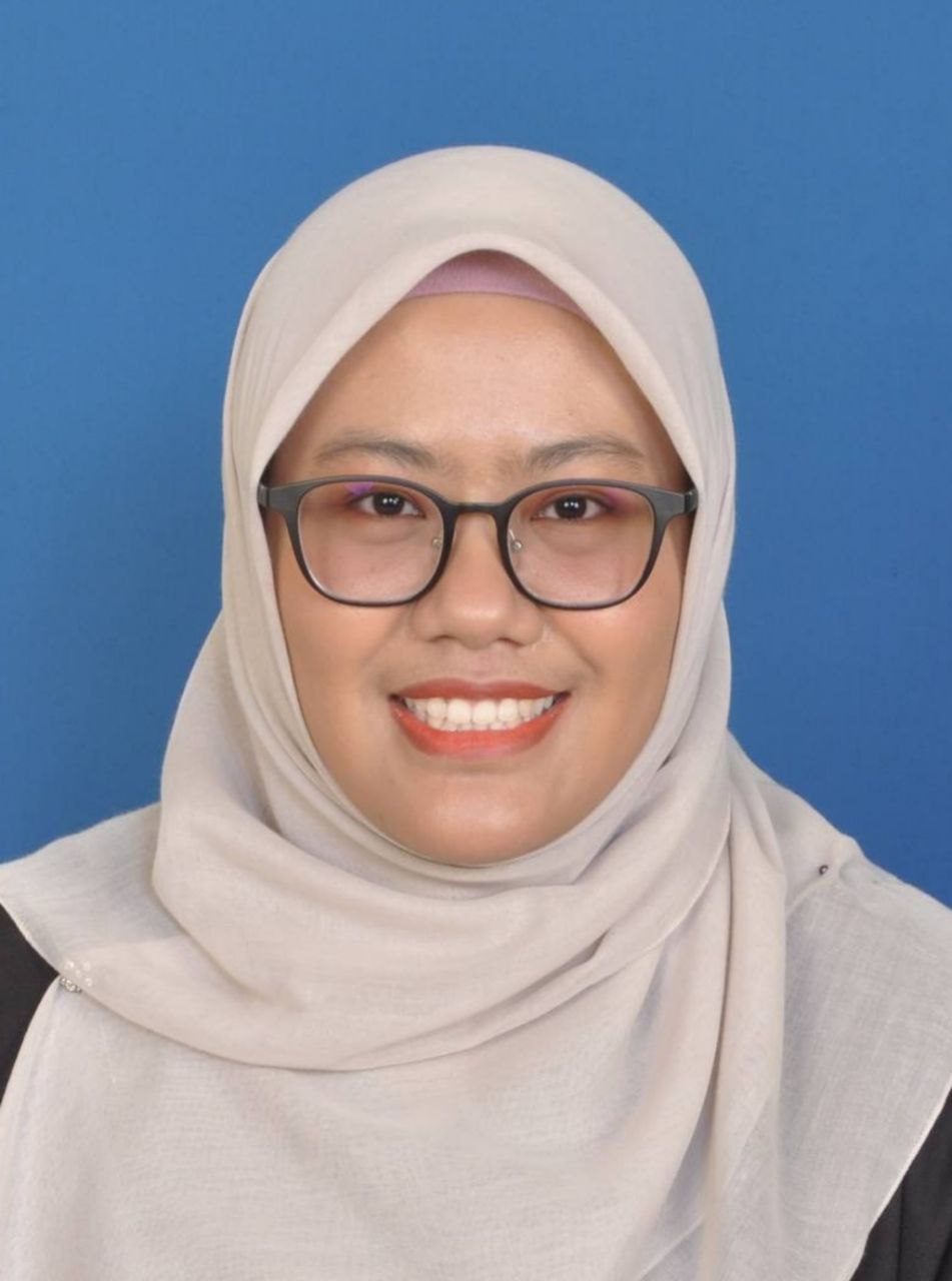 NOR SAFIQAH BINTI ROSLAND